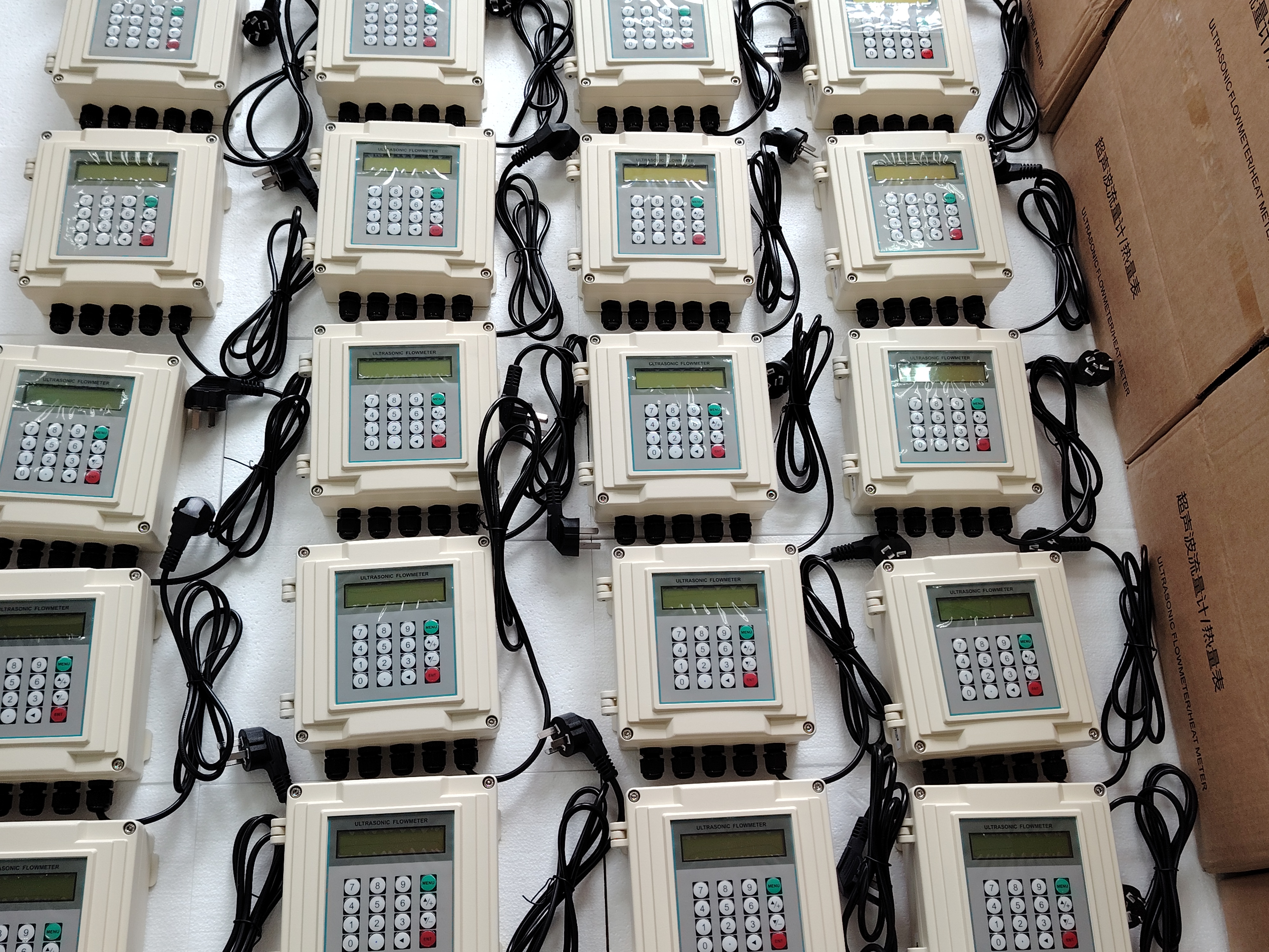 大连海峰超声波流量计和电磁流量计选哪种？